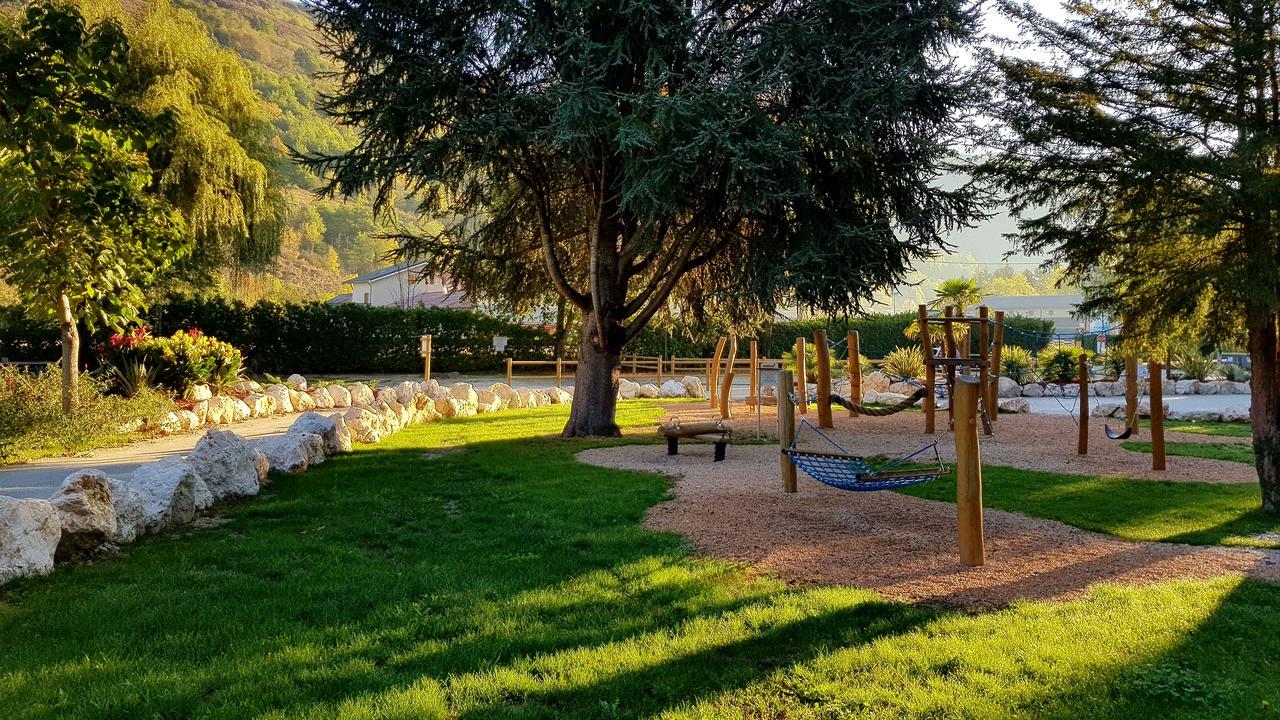 Camping Paradis La Marmotte Ax-les-Thermes Buitenkant foto